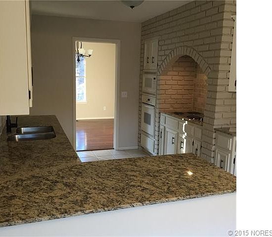 NICE updated kitchen