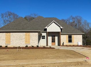 122 Catherine Blvd, Clinton, MS 39056