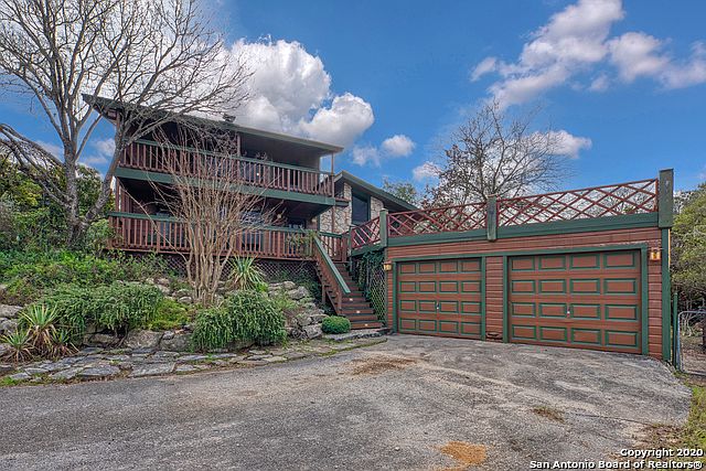1st image of 9002 Dawn Cir