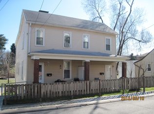 445 Center St, Carnegie, PA 15106