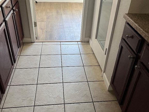 5th image of 1725 Palo Verde Ct
