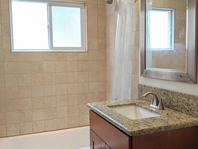 2310 S Bentley Ave #1 — Photo 11