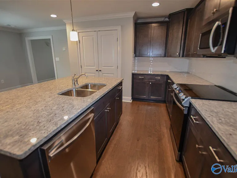 113 Gary Allen Blvd — Photo 4