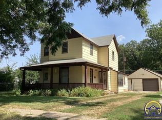 1238 NE Oakland Ave, Topeka, KS 66616