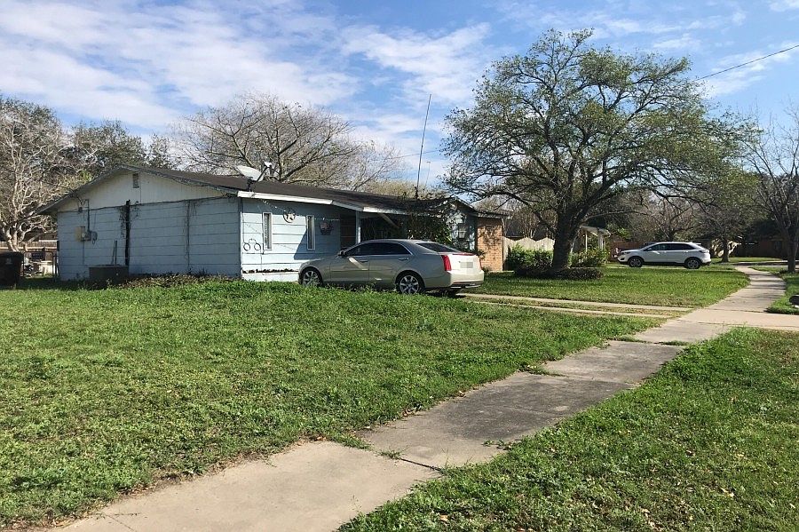 1st image of 1810 Oklahoma St
