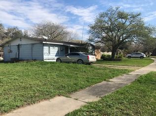 1810 Oklahoma St, Kingsville, TX 78363