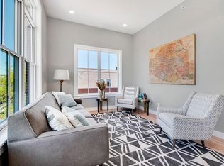 421 Main St #304, Melrose, MA 02176