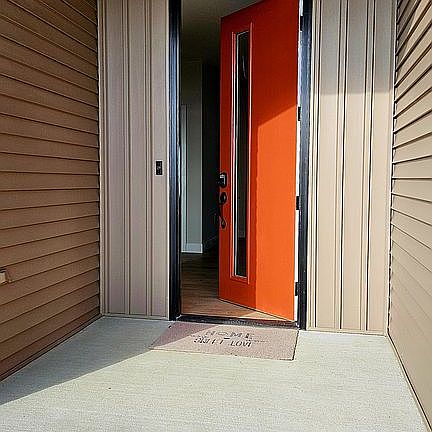 No-step entrances throughout