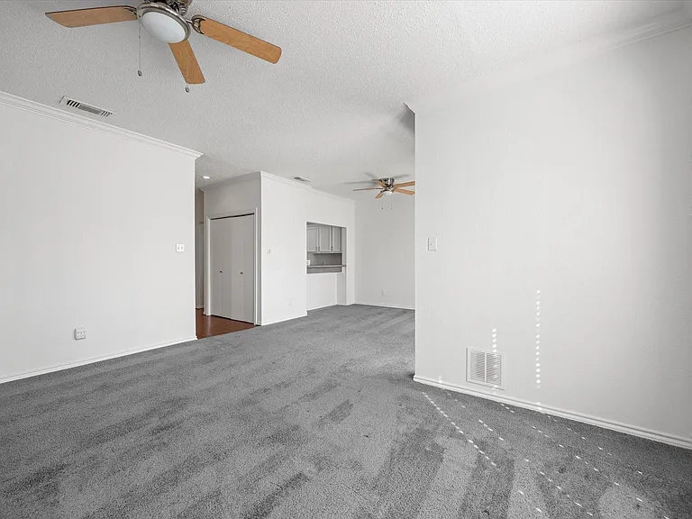 5310 Keller Springs Rd #332 — Photo 24