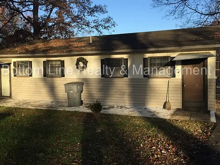 220 Morningside Rd — Photo 3