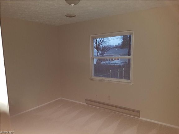 4th image of 1375 Massachusetts Ave
