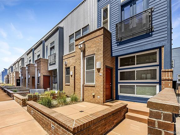 2nd image of 1479 27th Street