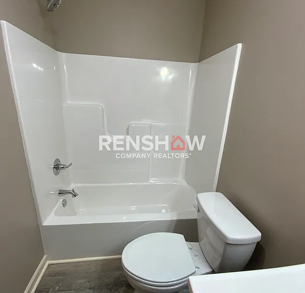 730 Tucker St — Photo 13