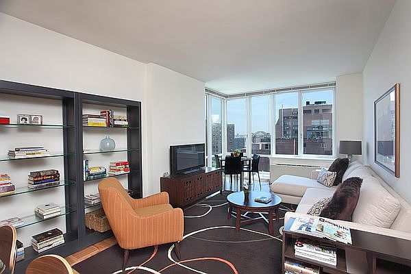 1st image of 1510 Lexington Ave APT 5D
