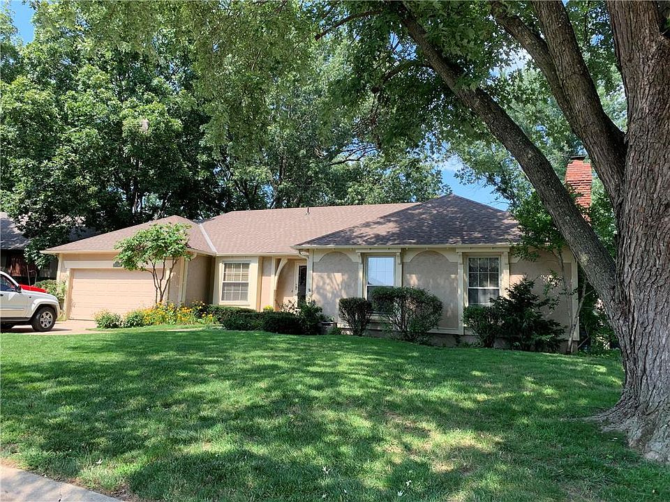 1st image of 5009 Briarwood Ln