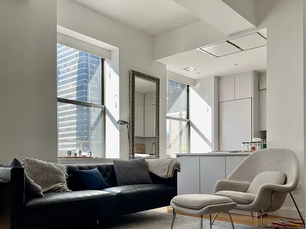 99 John St APT 2304, New York, NY 10038