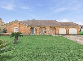 4465 Cartwright St, Beaumont, TX 77707