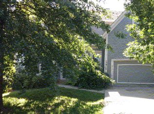 13917 W 72nd St, Shawnee, KS 66216
