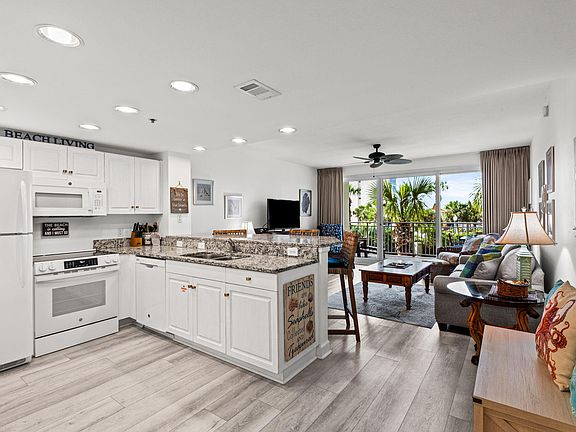 3rd image of 1751 Scenic Highway 98 Unit 205