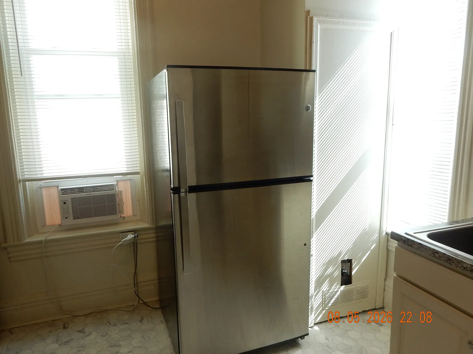 2 bed, 840 sqft, $1,500 — Photo 4