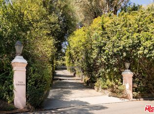 10934 Bellagio Rd, Los Angeles, CA 90077