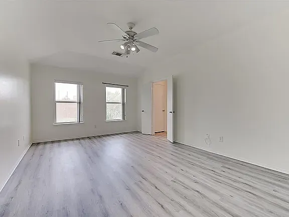 5918 Laramie River Ct — Photo 18