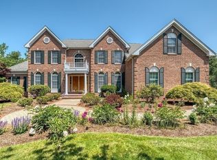 36 Greenwood Rd, Hopkinton, MA 01748