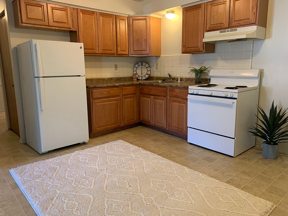 1st image of 14167 Ziegler St APT 1