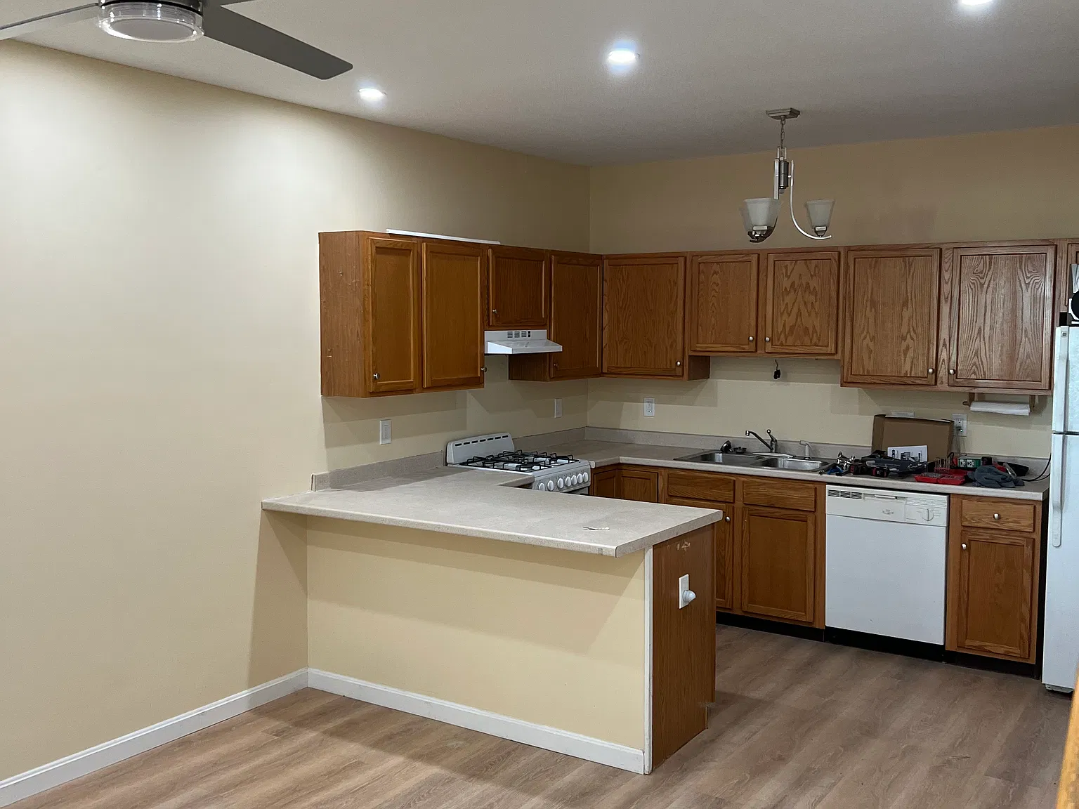 1 bed, 650 sqft, $1,500 — Photo 4