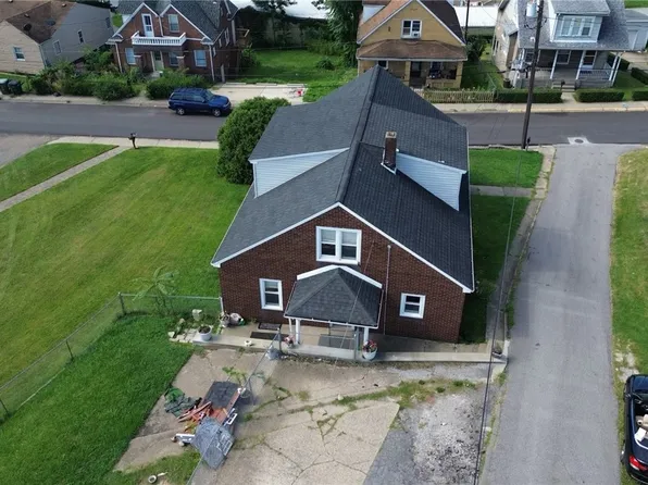 111 S 12th St, Weirton, WV 26062