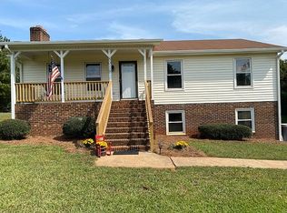 8018 Browne Rd, Charlotte, NC 28269