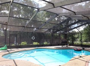 910 Homewood Dr, Brandon, FL 33511