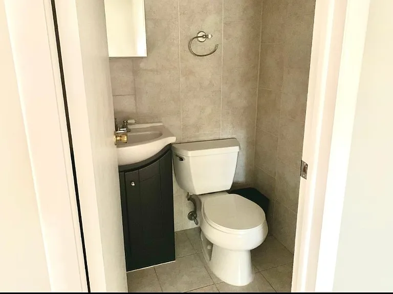 880 N Adams Rd #6 — Photo 11