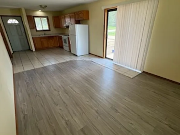 504 Iowa St Clermont, 504 Iowa St #1, Clermont, IA 52135