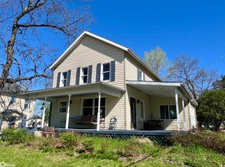 407 E Lowe Ave, Fairfield, IA 52556