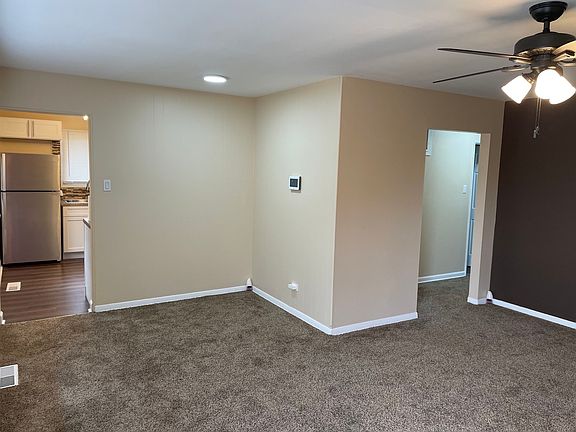 5th image of 1390 Burnham Ave