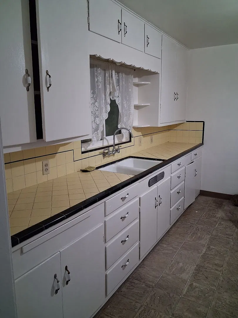 Sandino Properties — Photo 1