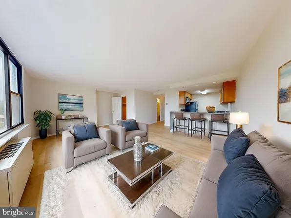 4600 Duke St APT 1018, Alexandria, VA 22304