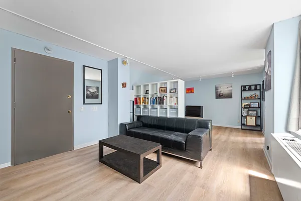 Rented by Compass | media 2