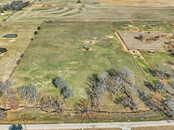 10921 Strittmatter Rd, Pilot Point, TX 76258