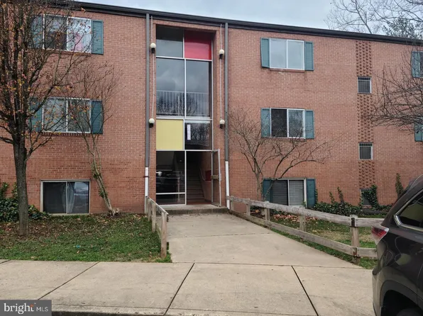 7492 Princess Carol Ct APT 9, Manassas, VA 20111