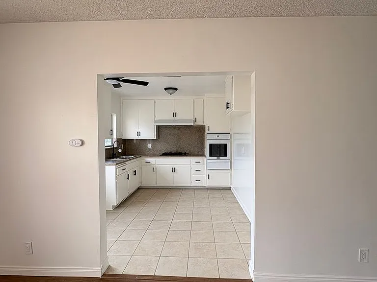 305 Loma Vista St — Photo 5