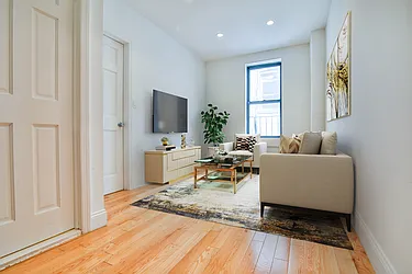 Rented by Platinum Properties