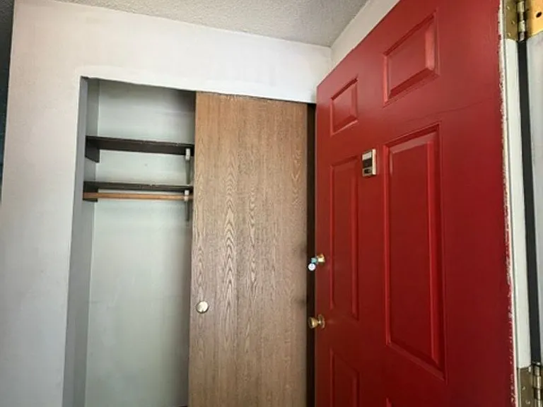 20 S 341st Pl — Photo 1