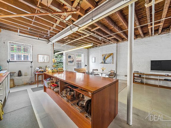 5th image of 419 Grand St #1