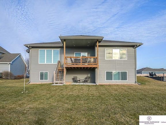 4th image of 2118 Campbell Dr