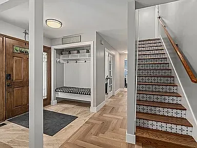 10927 South Lostwood Drive - 1 — Photo 3