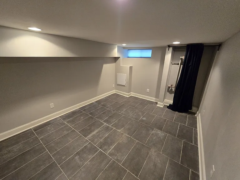 2432 S Hutchinson St — Photo 18