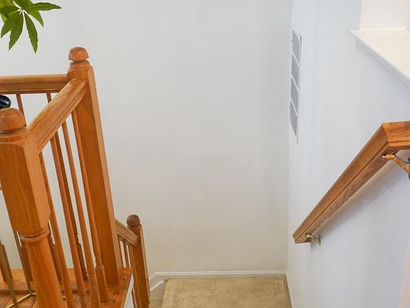 3rd image of 46110 W Westbury Blvd