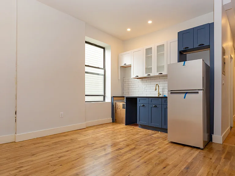 57 Grove St #2C — Photo 1